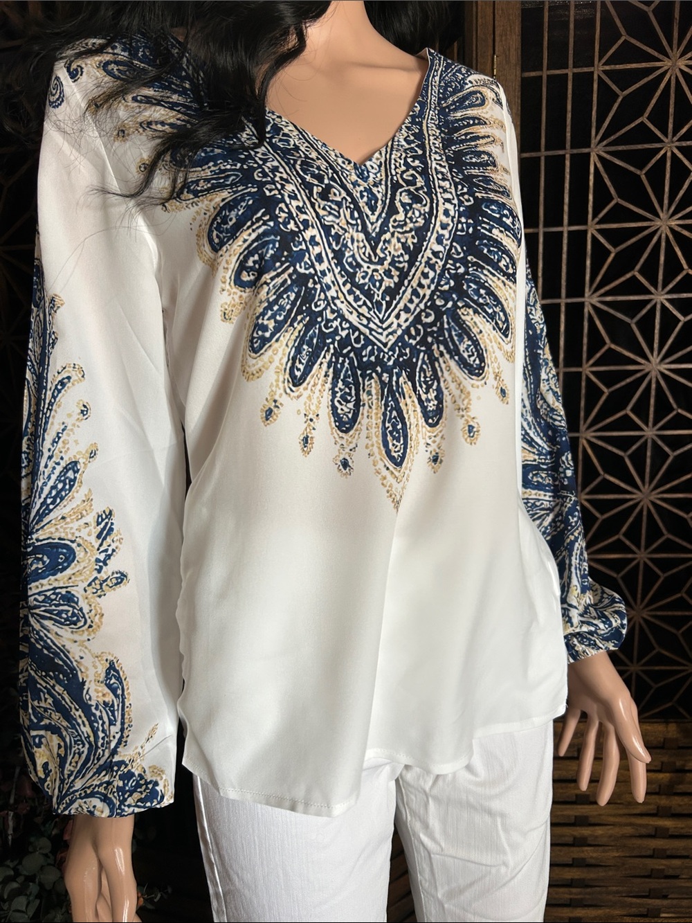 NWT AUMORA SOFT SLIGHTLY SHEER PRINT BLOUSE S